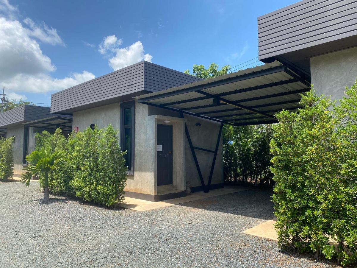 The Loft House Sakaeo Hotell Watthana Nakhon Eksteriør bilde
