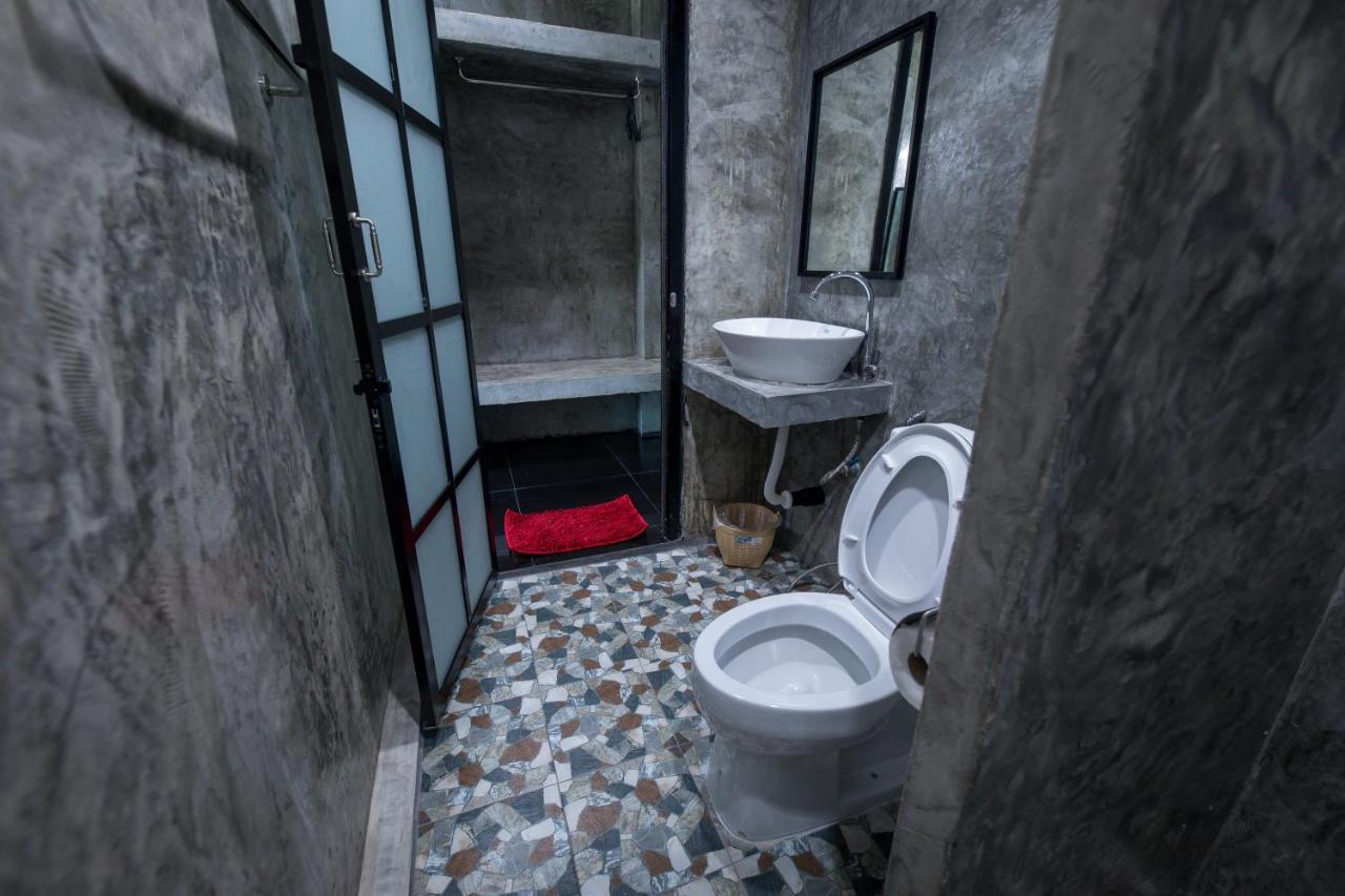 The Loft House Sakaeo Hotell Watthana Nakhon Eksteriør bilde