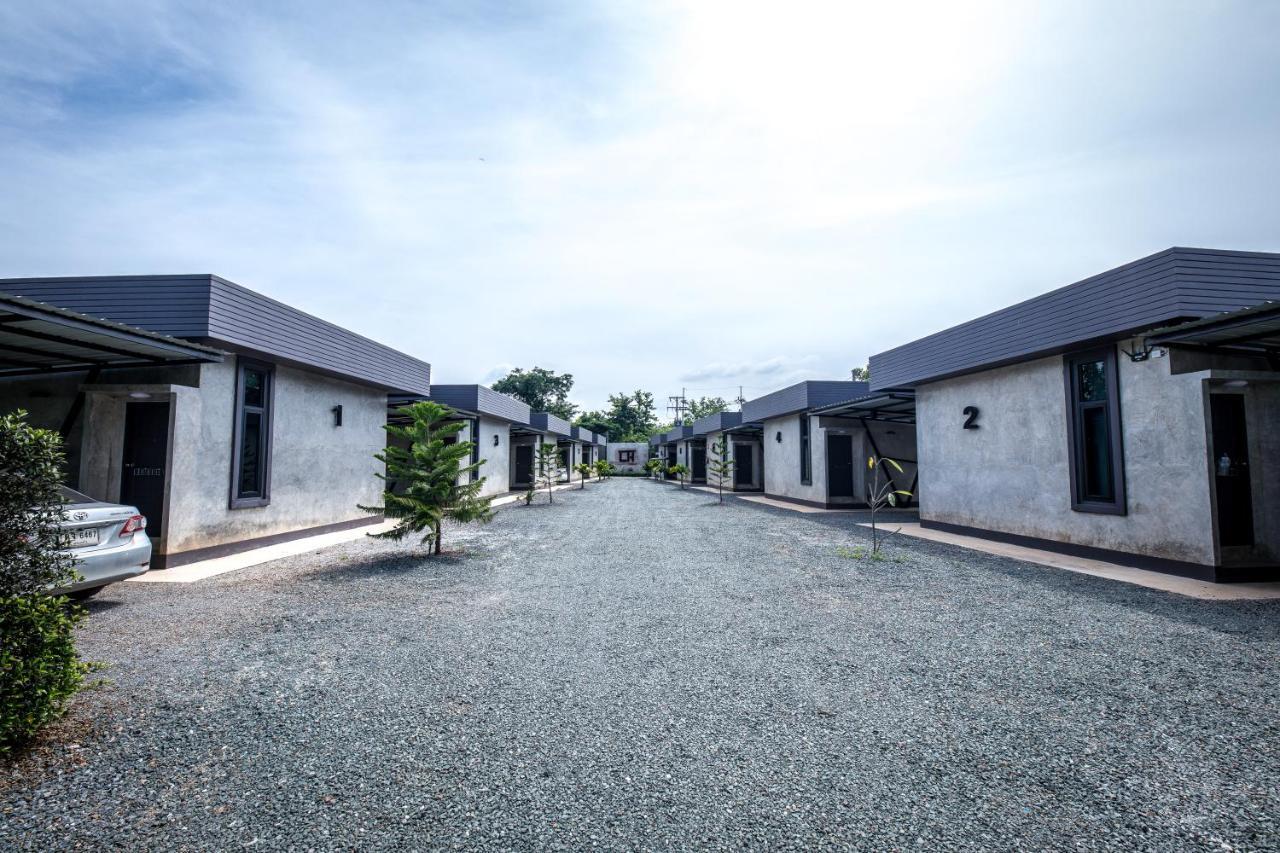The Loft House Sakaeo Hotell Watthana Nakhon Eksteriør bilde